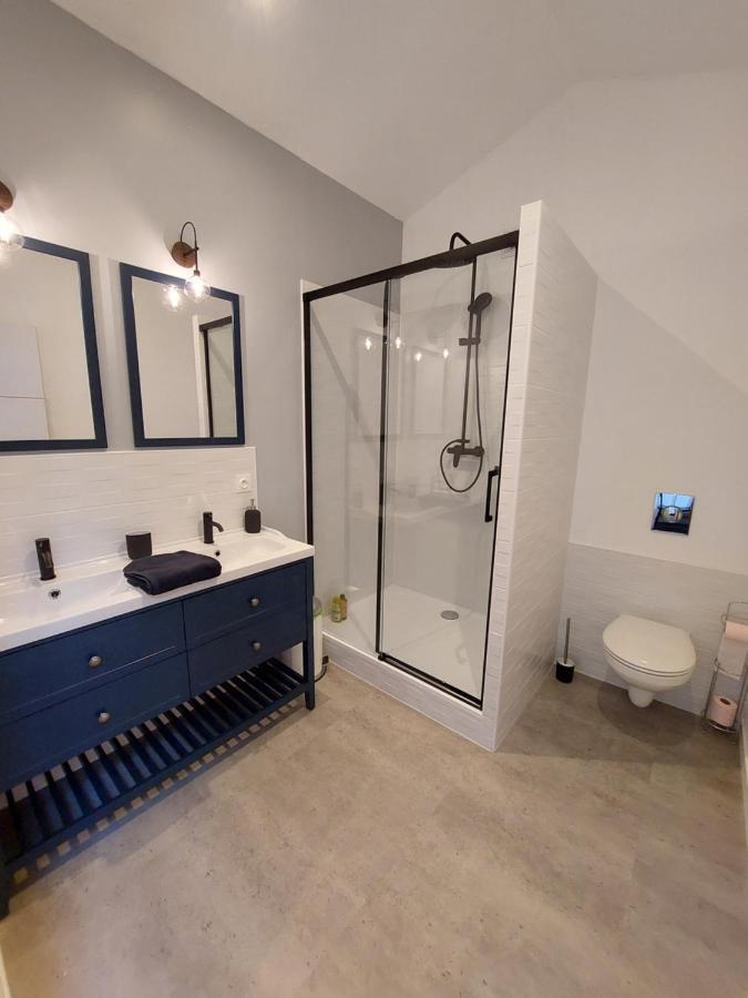 Emilie Une Nuit - 3 Chambres Au 2E Etage - Maison Avec Chats Vandieres  Exteriör bild